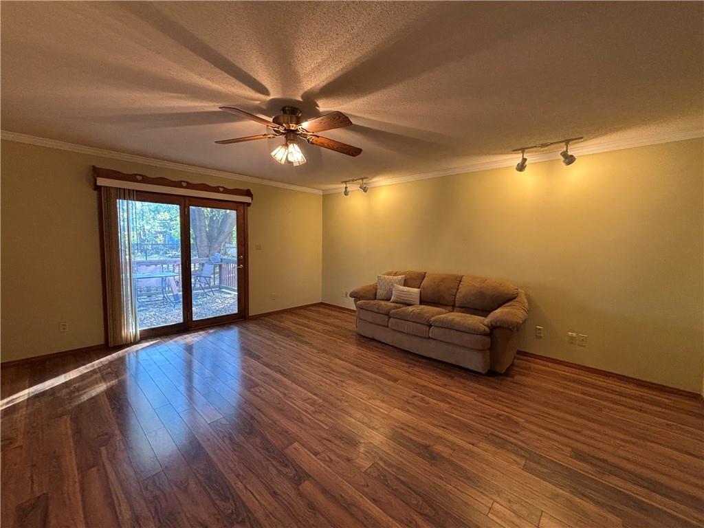 715 Maine, Windsor IL 61957 Sold Property