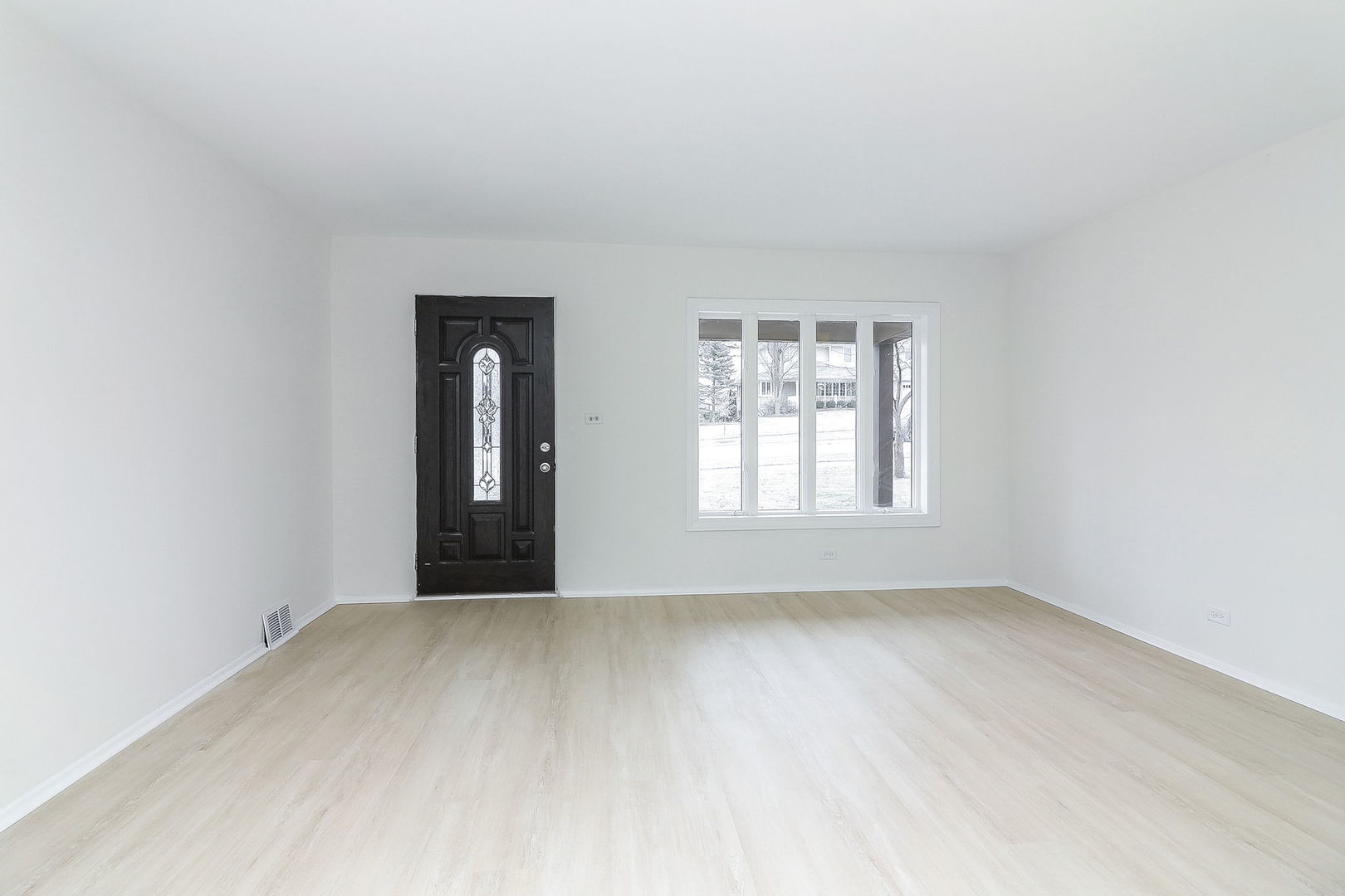 352 Windsor Glen Ellyn Sold Property