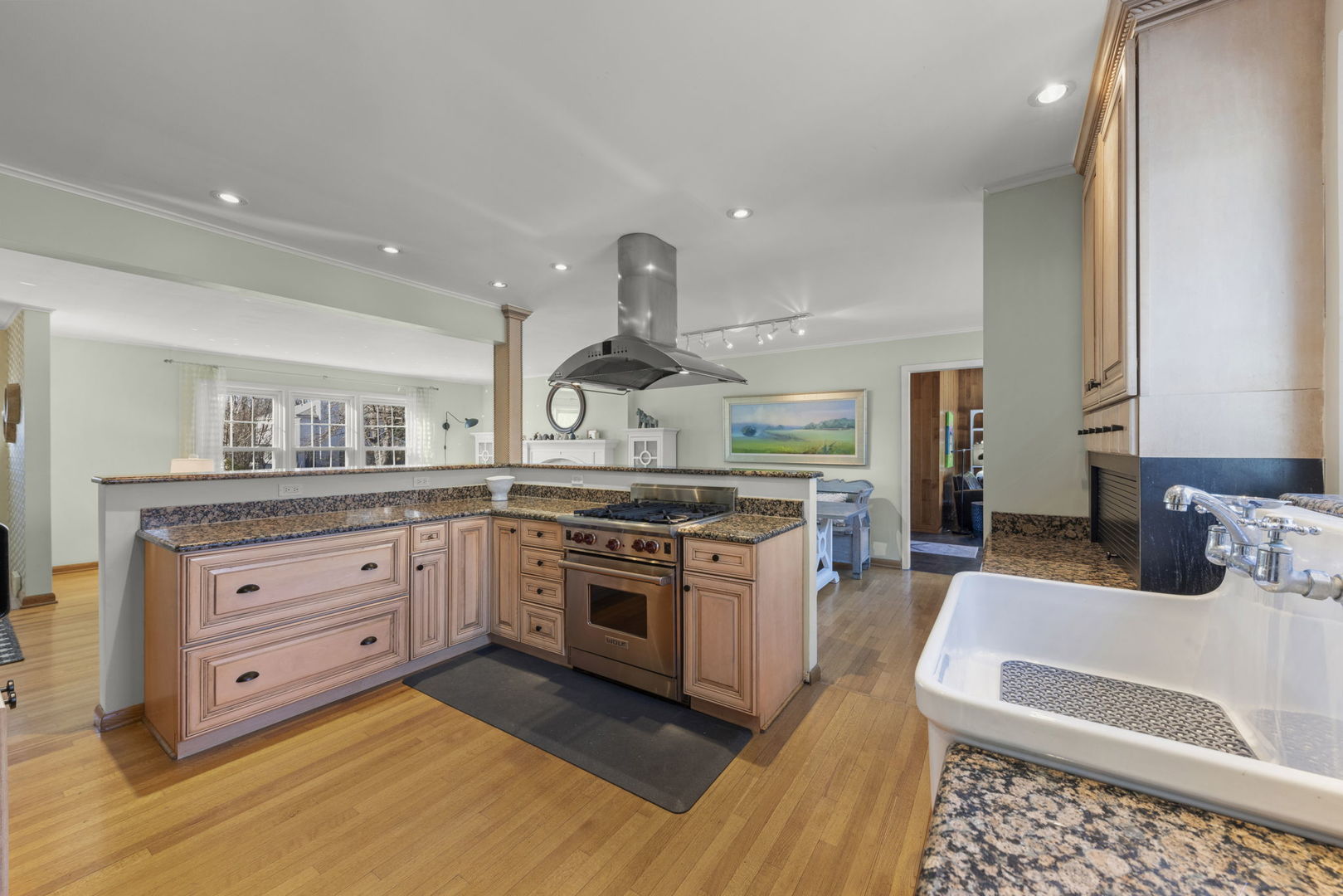 303 Cumnor Glen Ellyn Sold Property