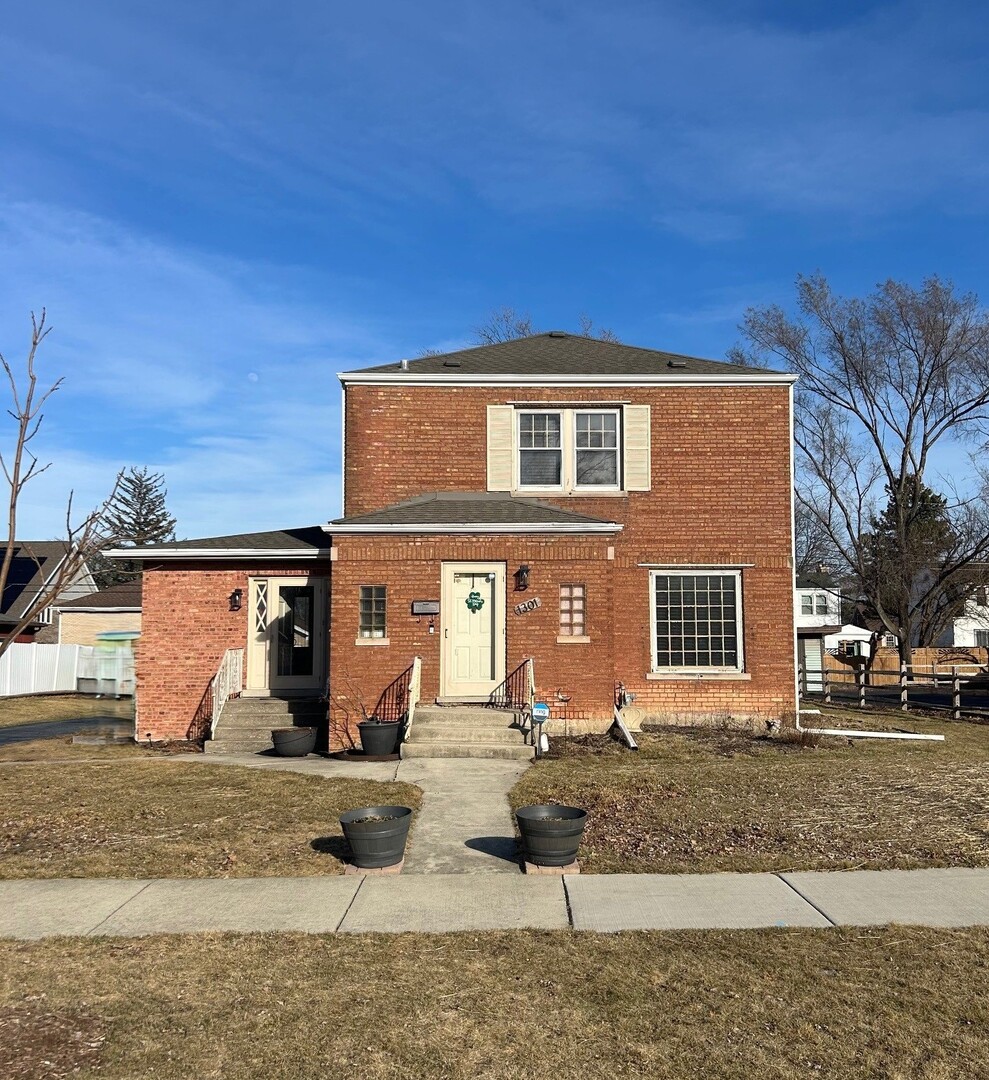 1301 Boeger Westchester Sold Property
