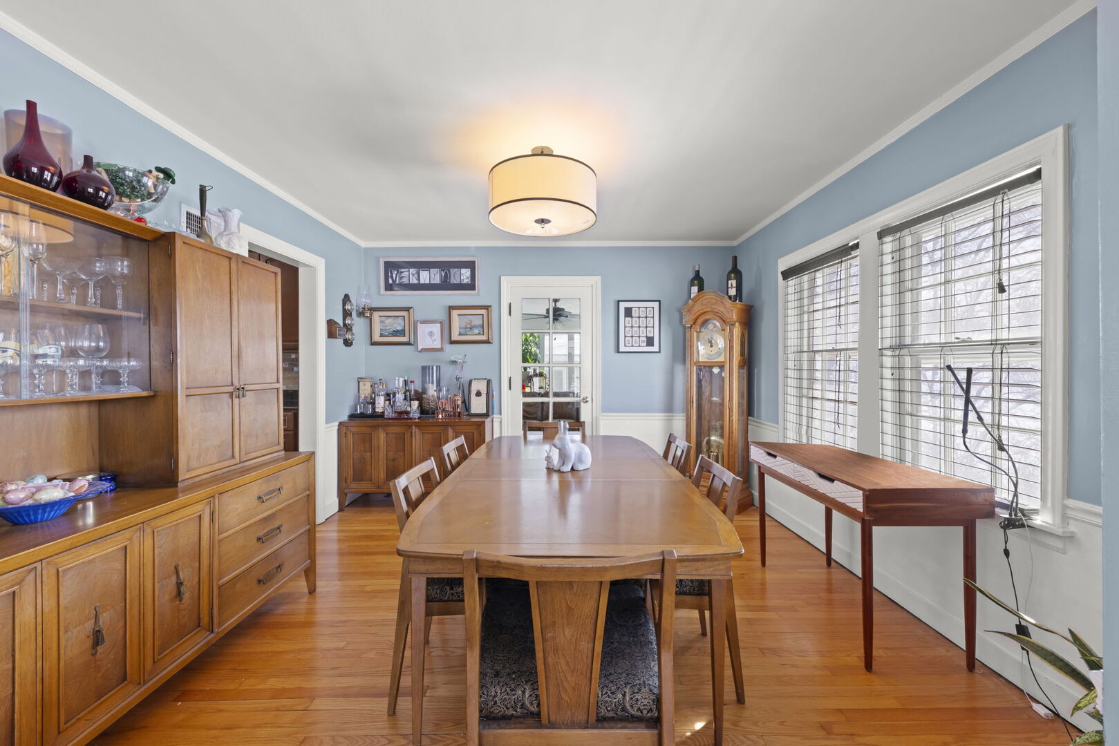 1301 Boeger Westchester Sold Property