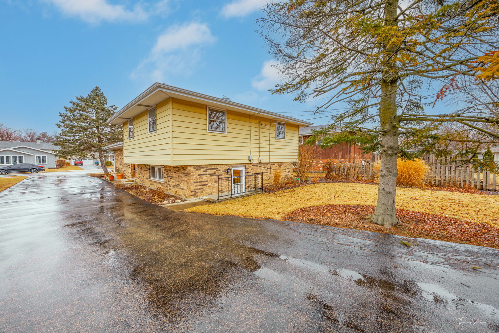 327 Otis Downers Grove Sold Property