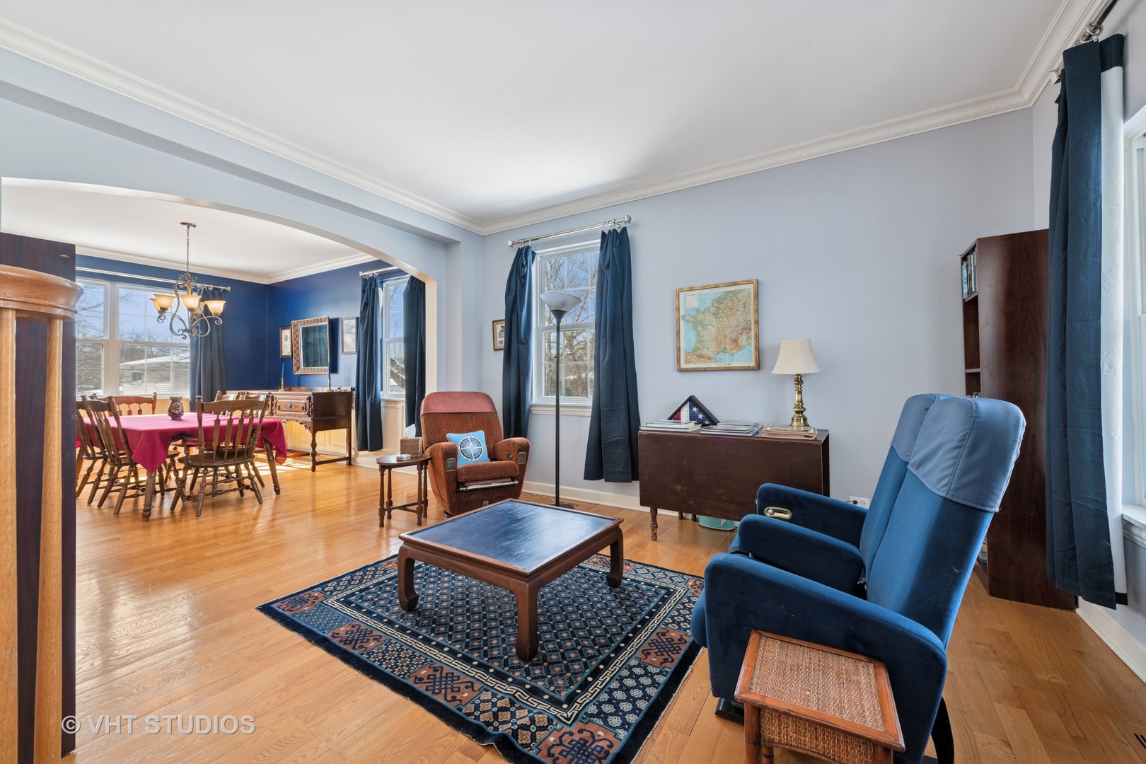 723 Hintz Arlington Heights Sold Property