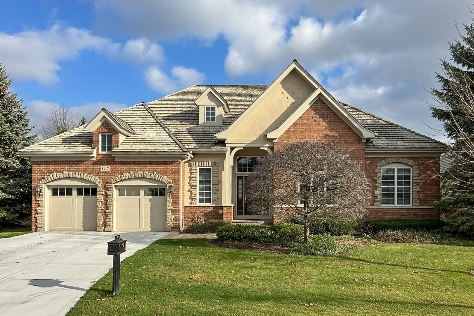 1117 Jonathan Inverness Sold Property