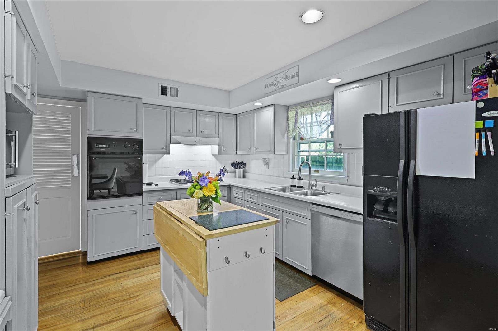455 Windsor Spring, Kirkwood MO 63122 Sold Property