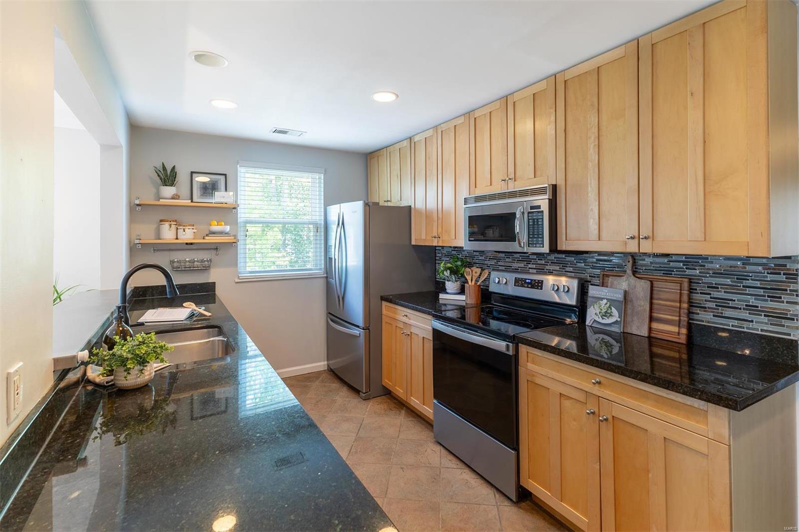 215 Washington UNIT 3W, Kirkwood MO 63122 Sold Property