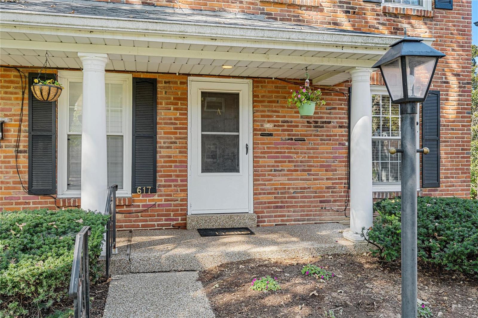 617 Candleberry UNIT A, Kirkwood MO 63122 Sold Property