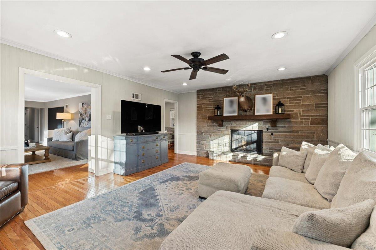 920 Berry Glendale Sold Property
