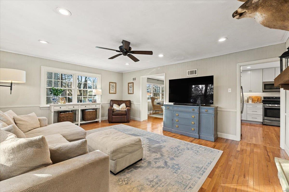 920 Berry Glendale Sold Property