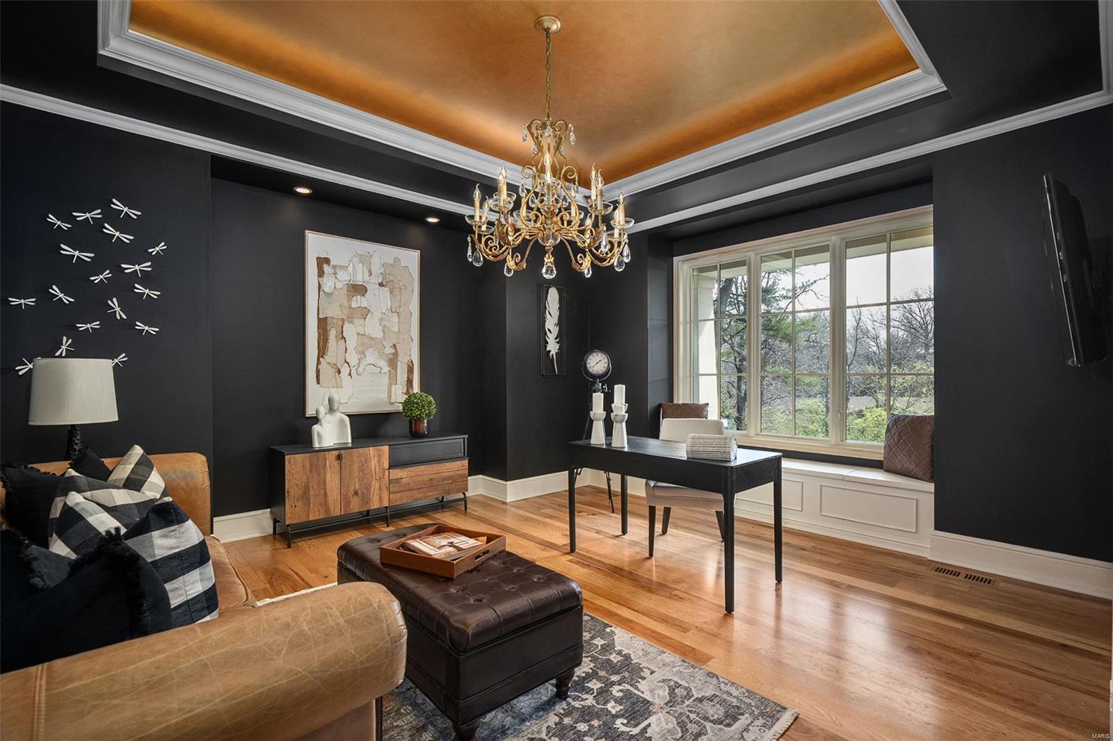 951 Revere Town And Country Sold Property