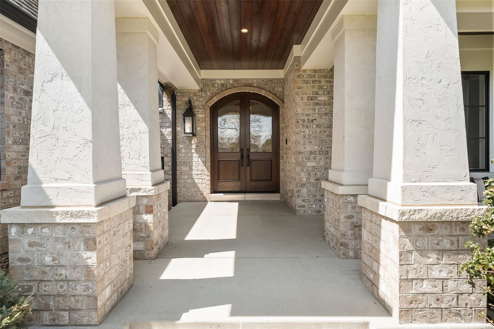 951 Revere Town And Country Sold Property