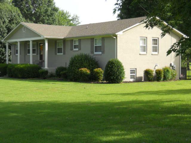 Welcome home to 114 Sunnyside Lane in Columbia TN