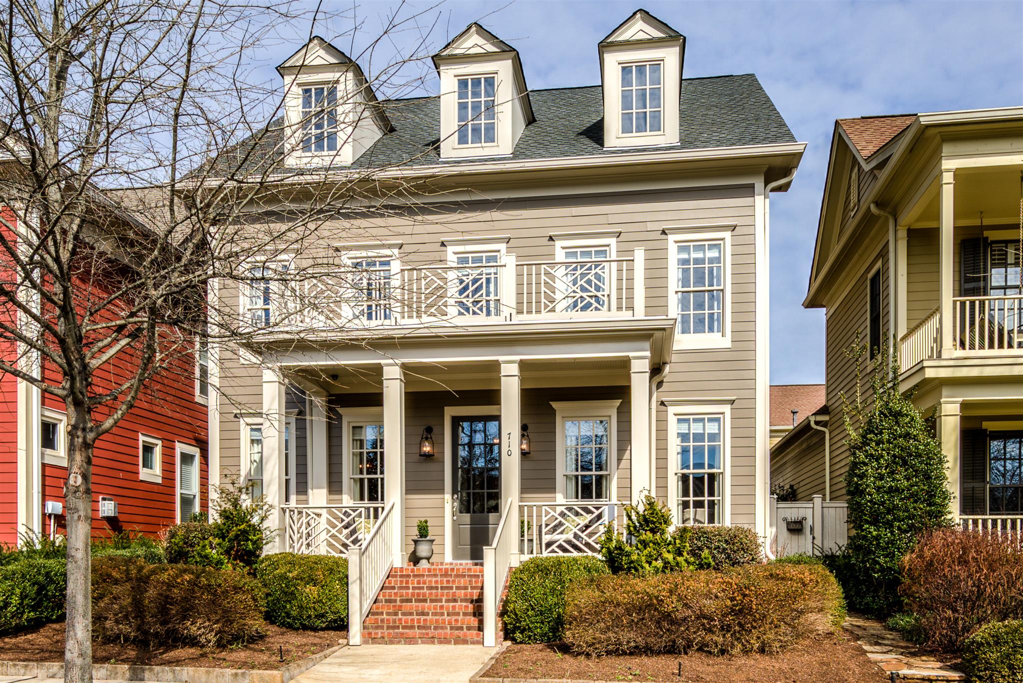 710 Abbott Pl. located on a quite street in Westhaven overlooking Chess Park