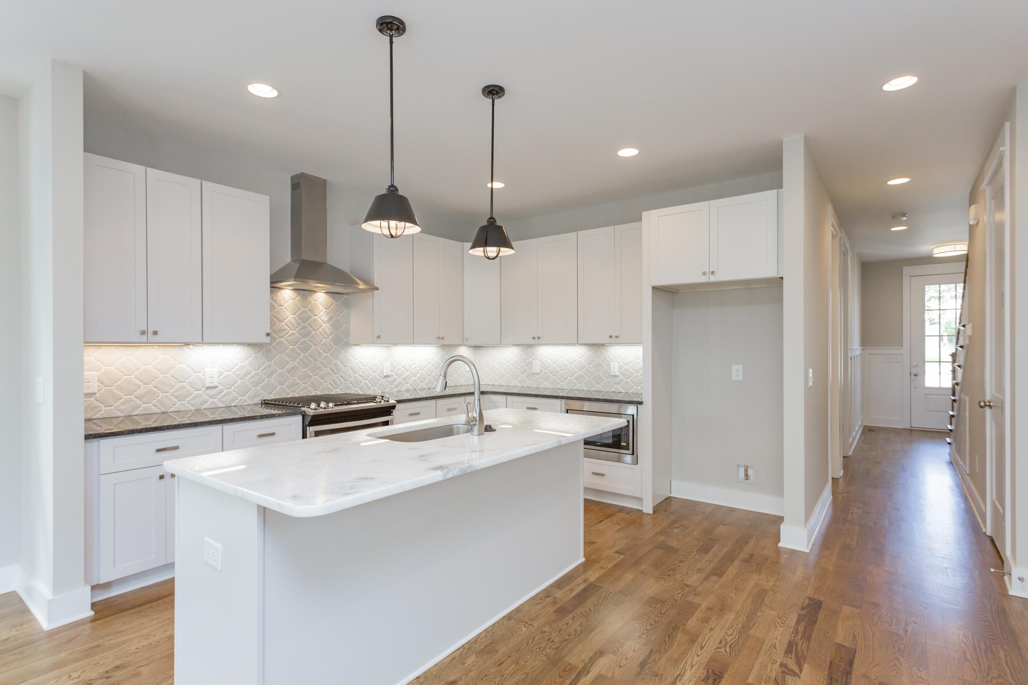 Another view of the amazing kitchen! 