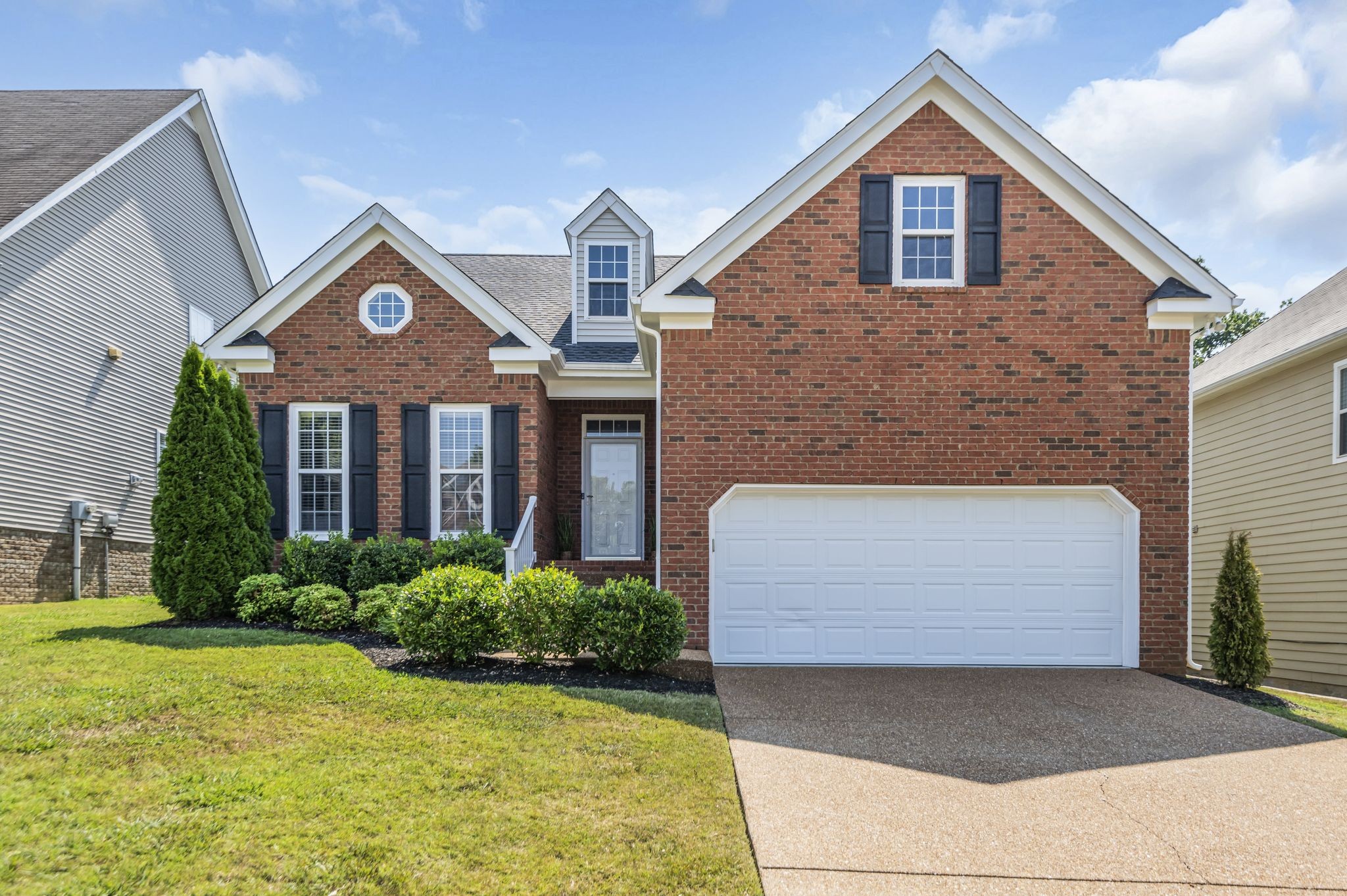 Welcome home to this beauty!