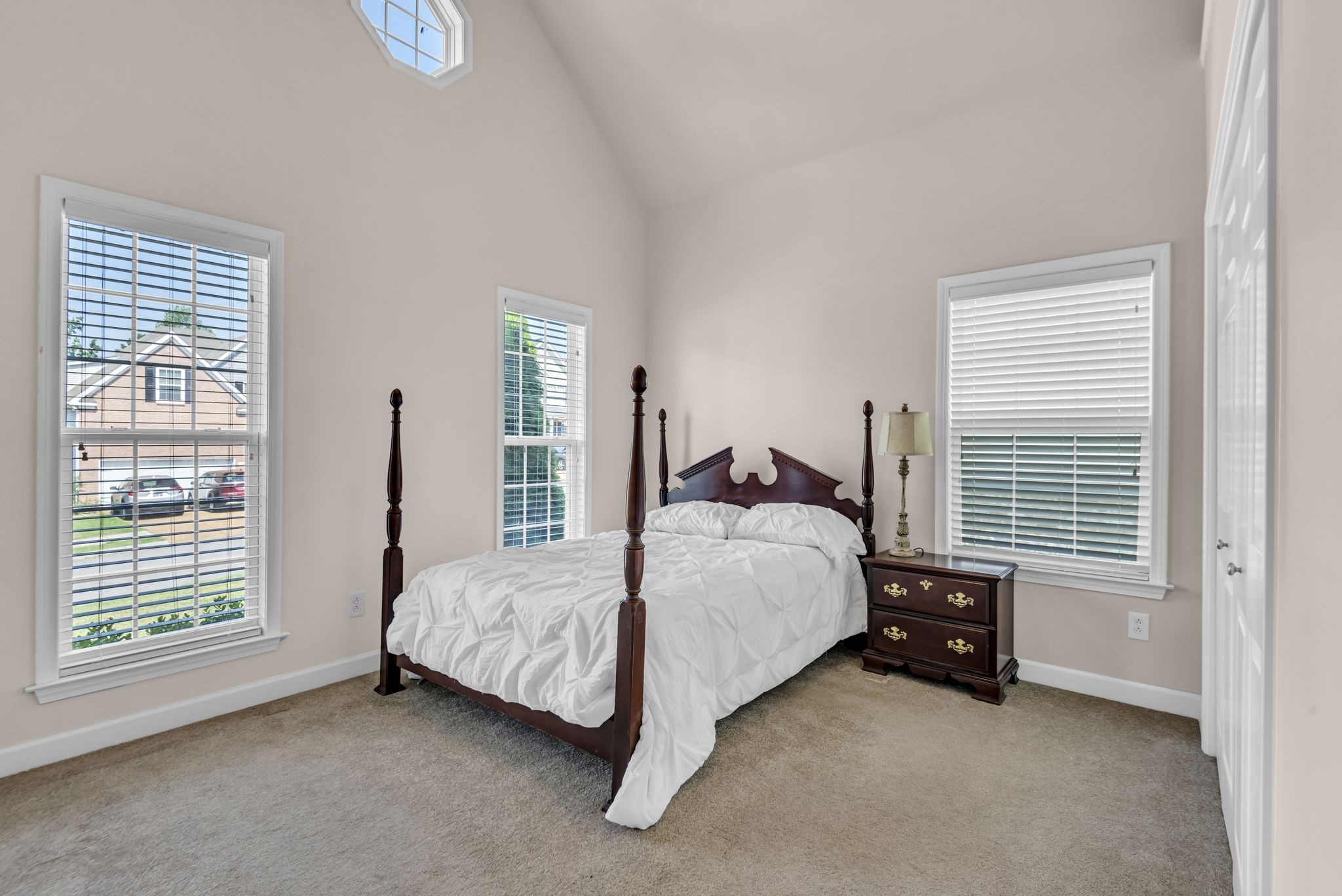 This front room could be perfect for an office or a bedroom!