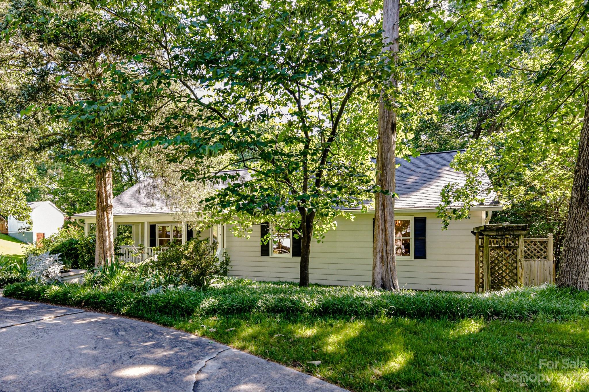 7017 Terrace, Charlotte NC 28211 Sold Property