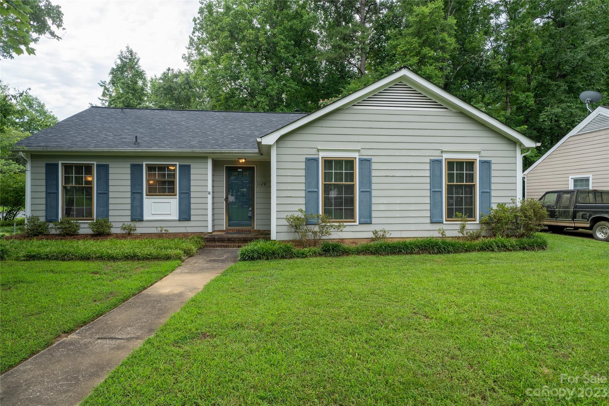 1128 Kale Wood, Matthews NC 28105 Sold Property