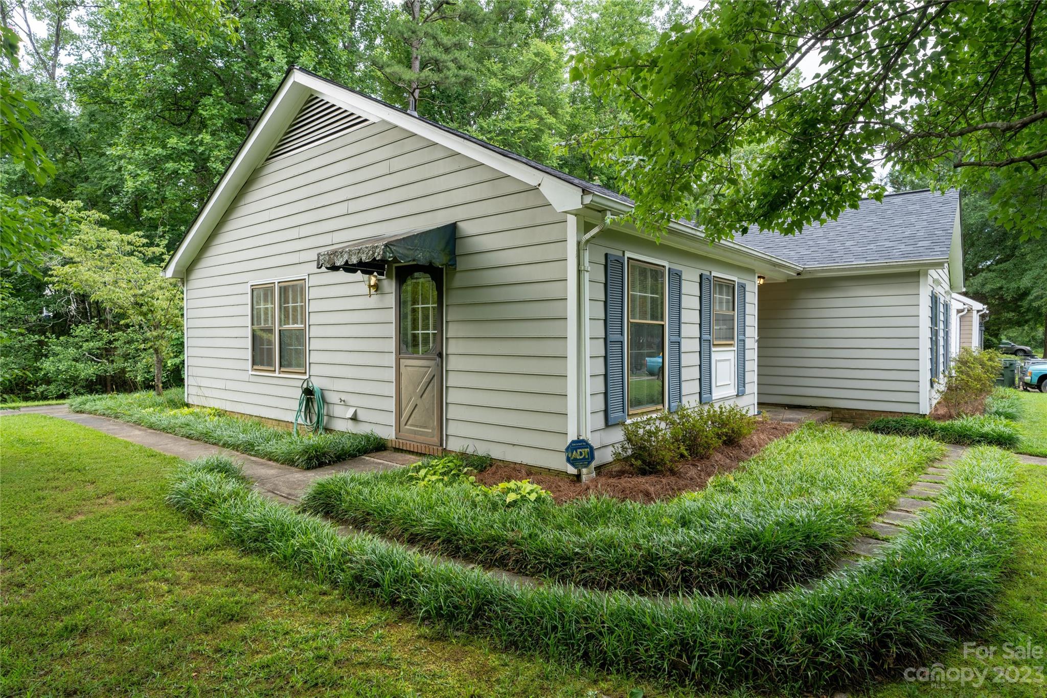 1128 Kale Wood, Matthews NC 28105 Sold Property