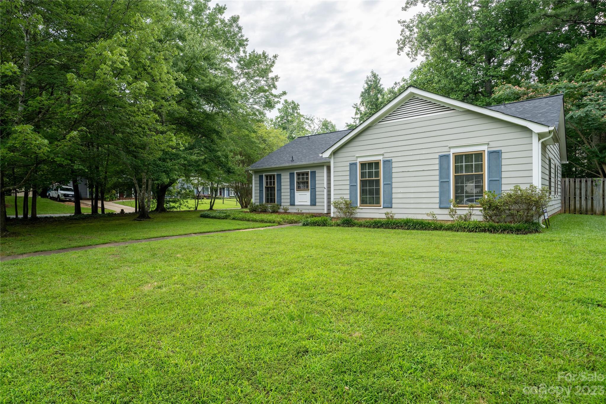 1128 Kale Wood, Matthews NC 28105 Sold Property