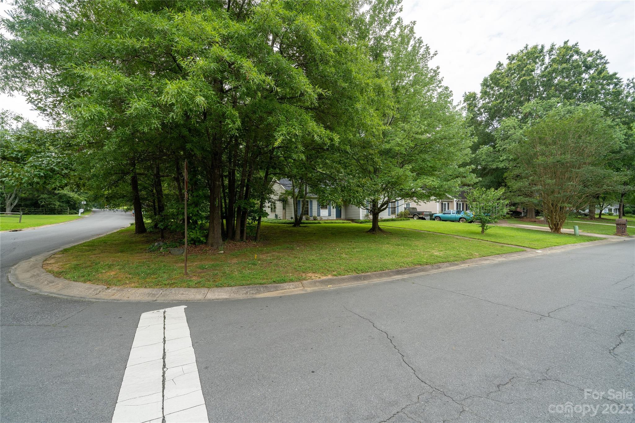 1128 Kale Wood, Matthews NC 28105 Sold Property