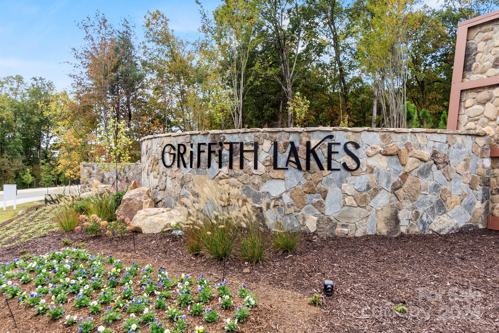 6042 Valehaven UNIT 0064, Charlotte NC 28269 Sold Property