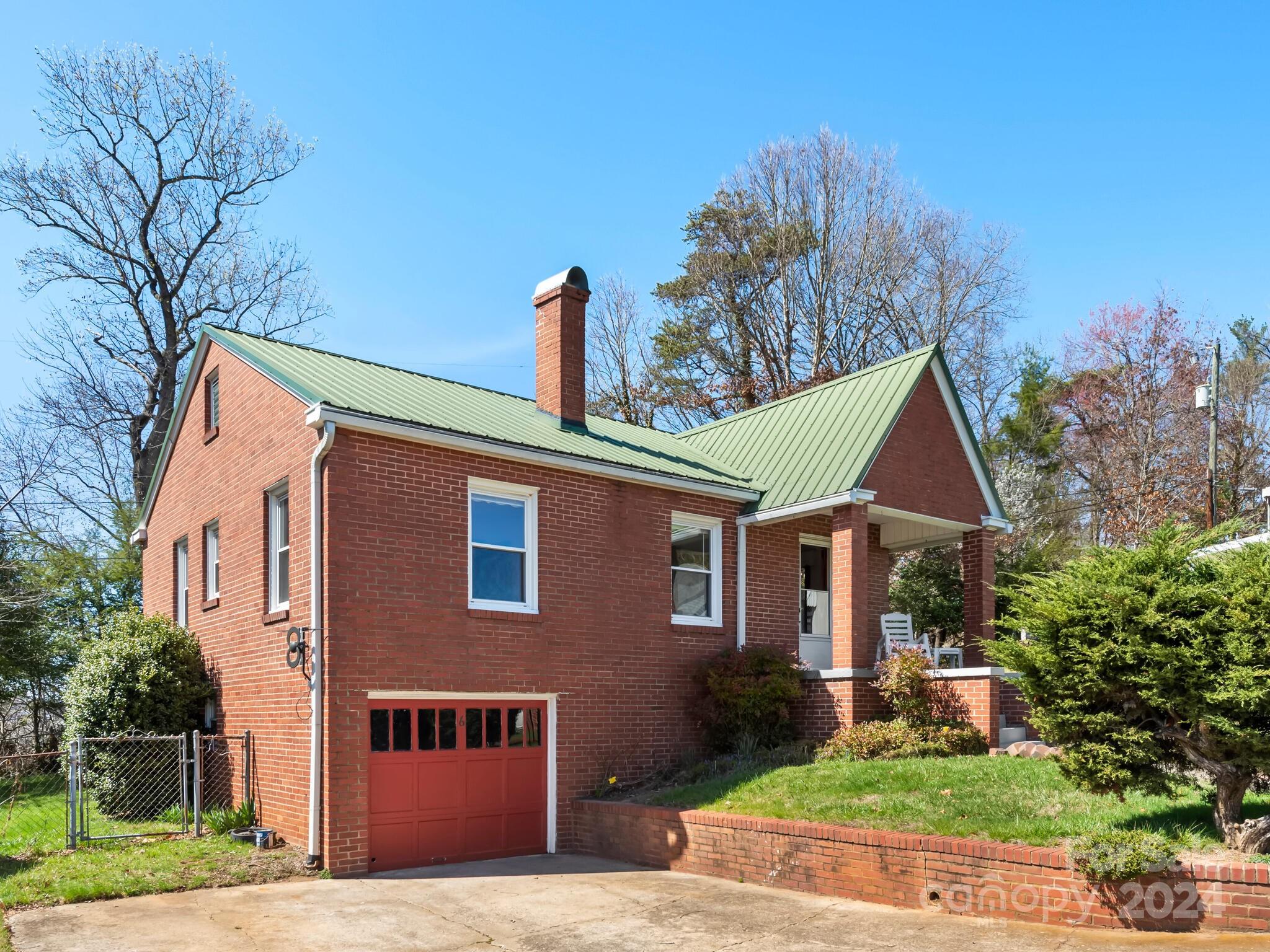 8 Panchita, Candler NC 28715 Sold Property