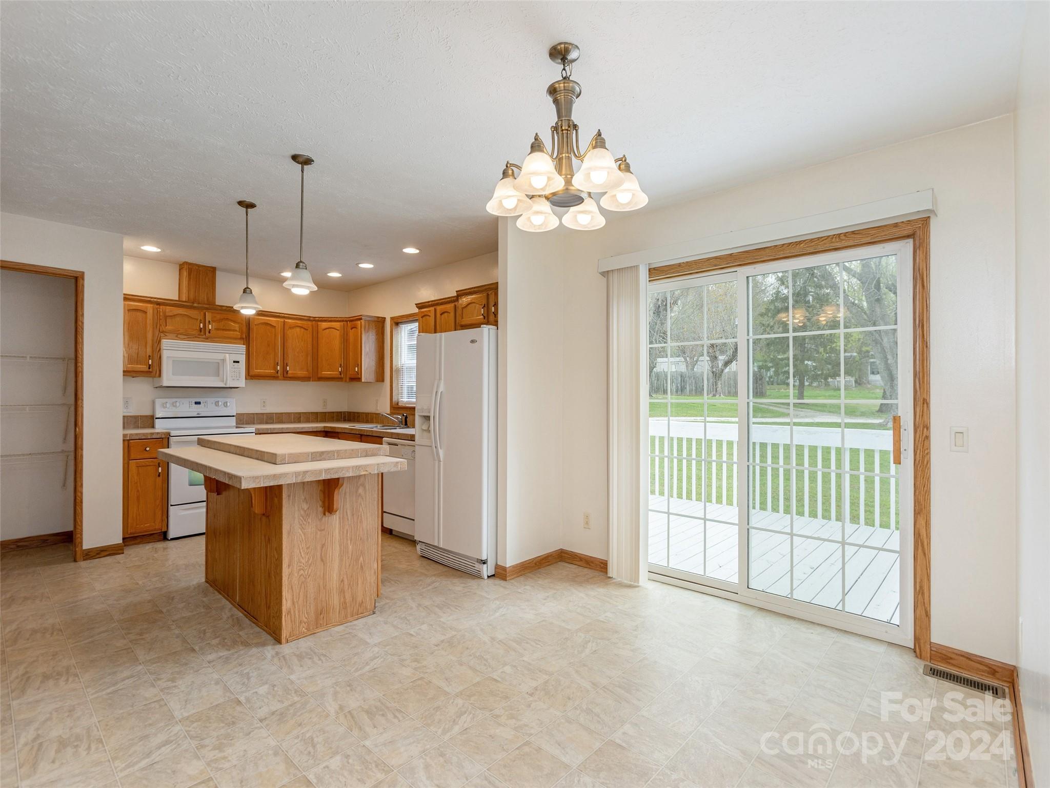 99 Hoopers Creek, Fletcher NC 28732 Sold Property