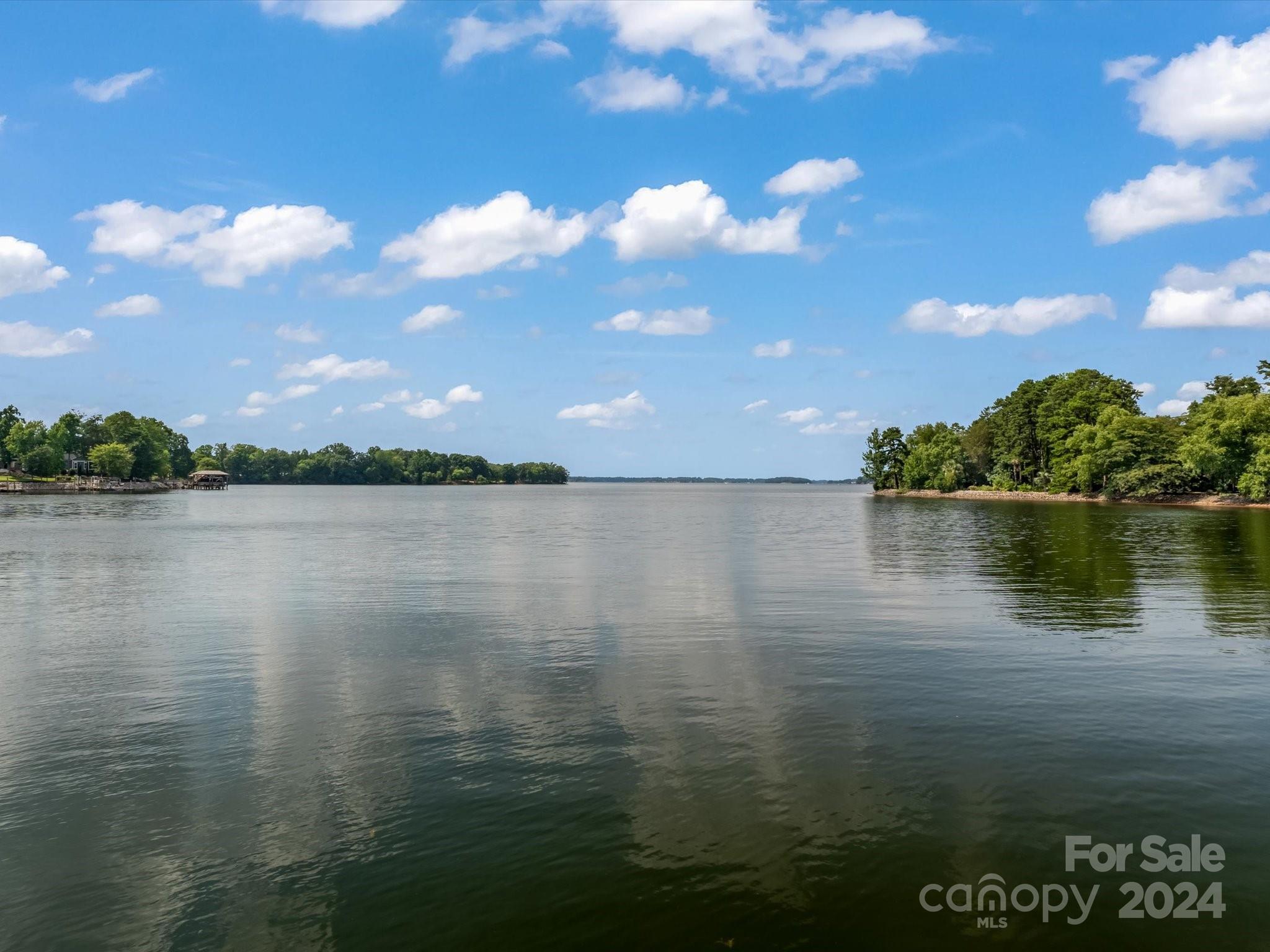 14009 Island Huntersville Sold Property