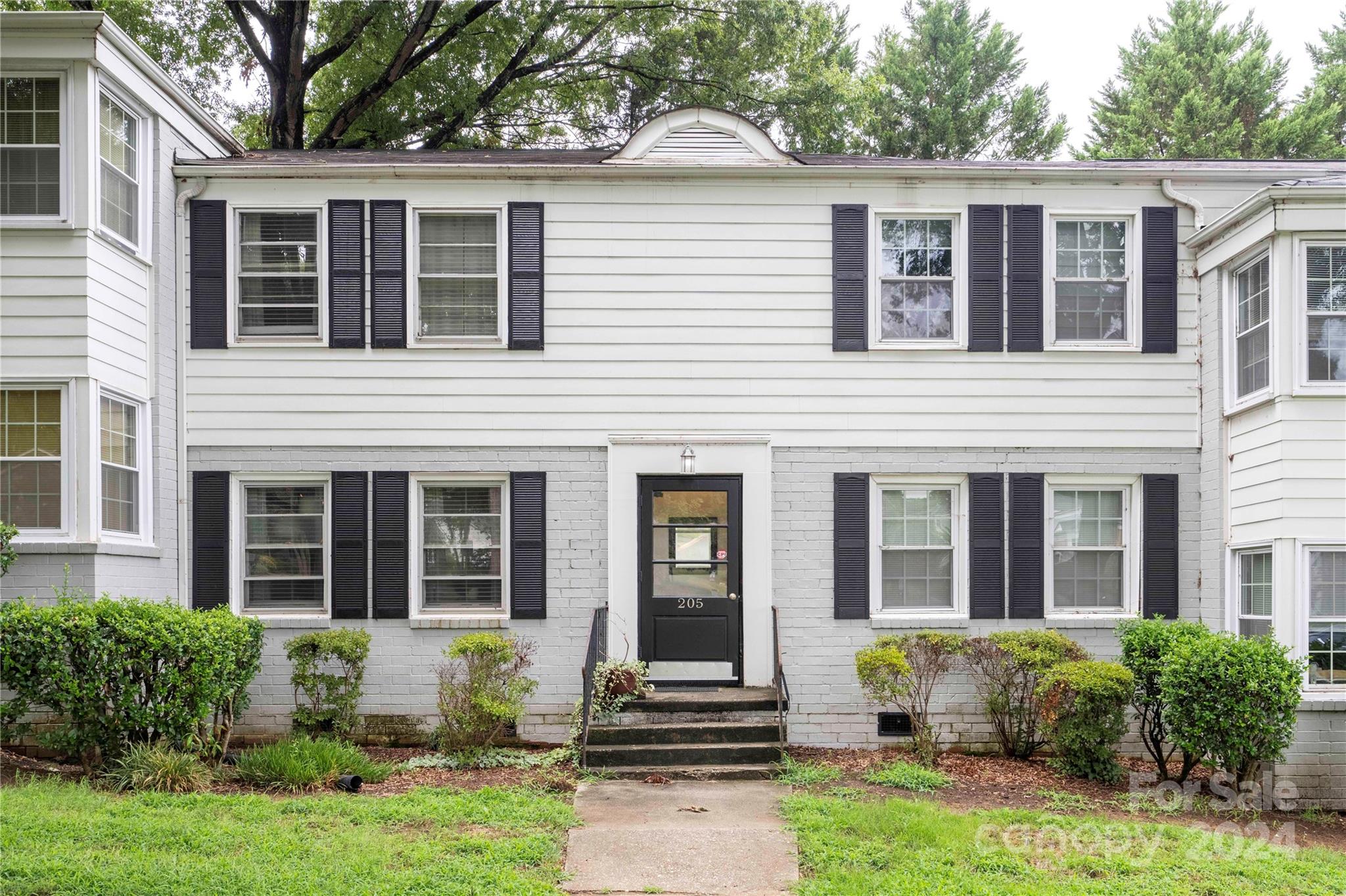 205 Wakefield UNIT A, Charlotte NC 28209 Sold Property