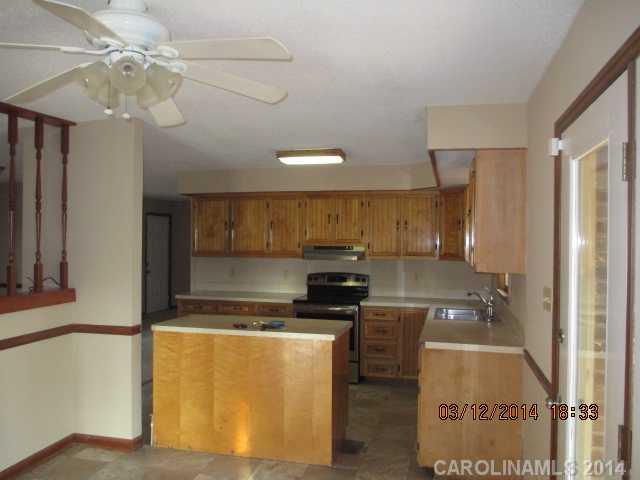 129 Tryon School Loop, Bessemer City NC 28016 Sold Property