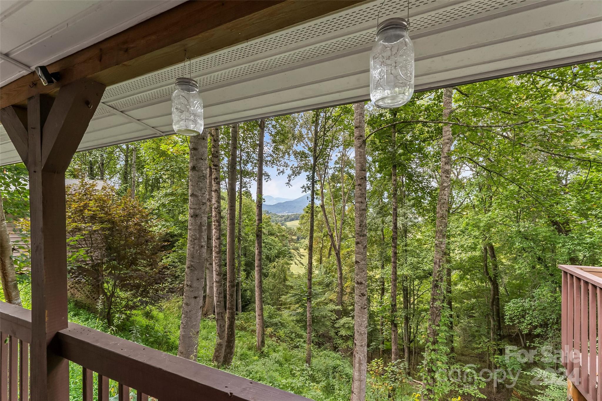 128 Pony, Waynesville NC 28785 Sold Property