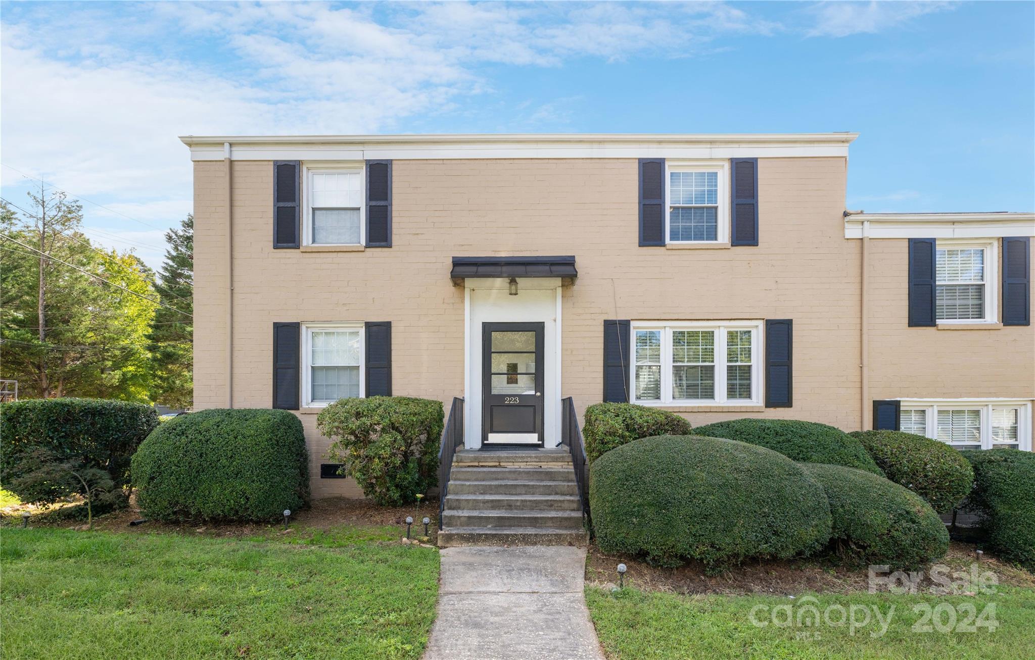 223 Wakefield UNIT B, Charlotte NC 28209 Sold Property
