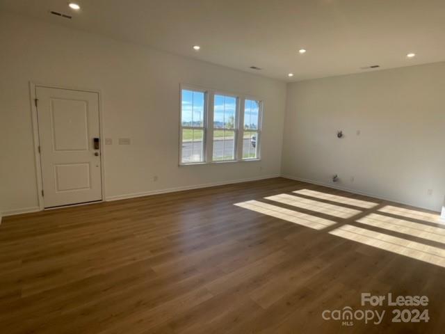 5846 Coulee, Charlotte NC 28215 Sold Property
