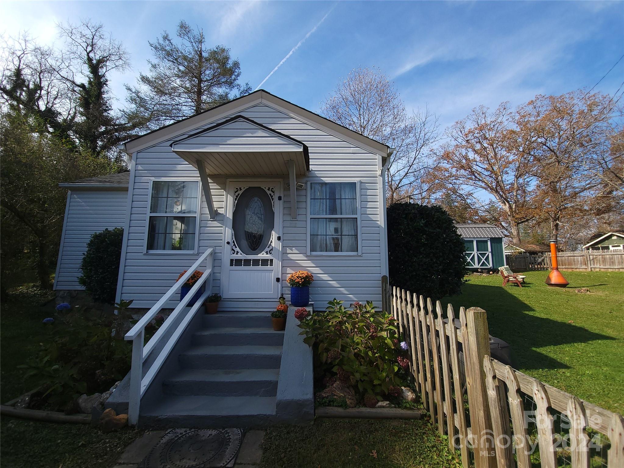 101 Audrey, Hendersonville NC 28791 Sold Property