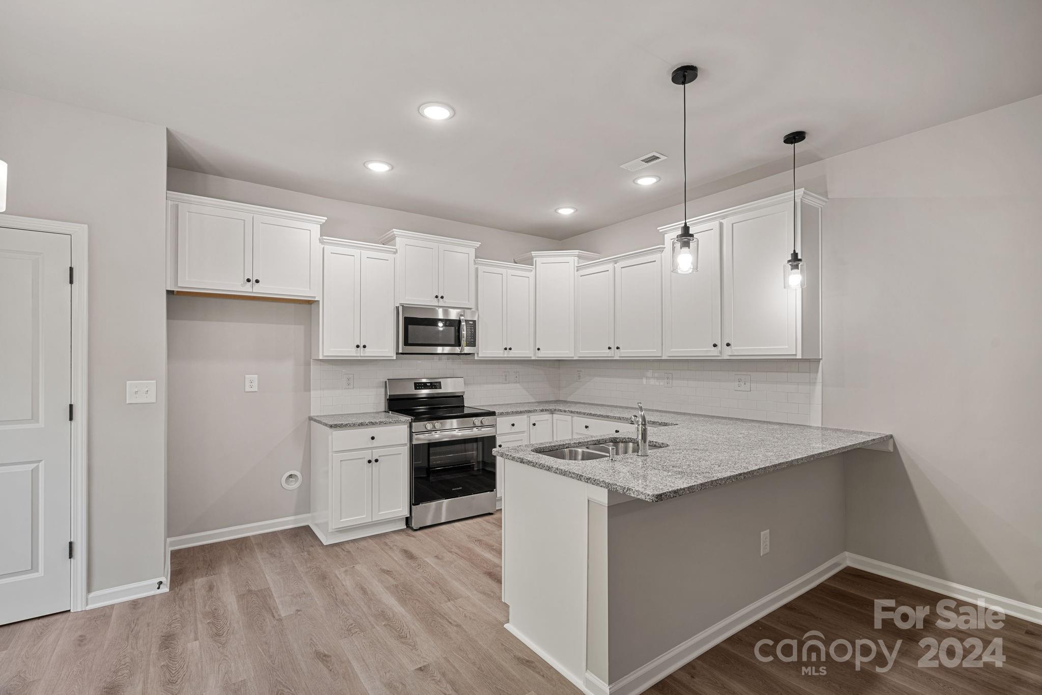 6209 Balham, Charlotte NC 28215 Sold Property