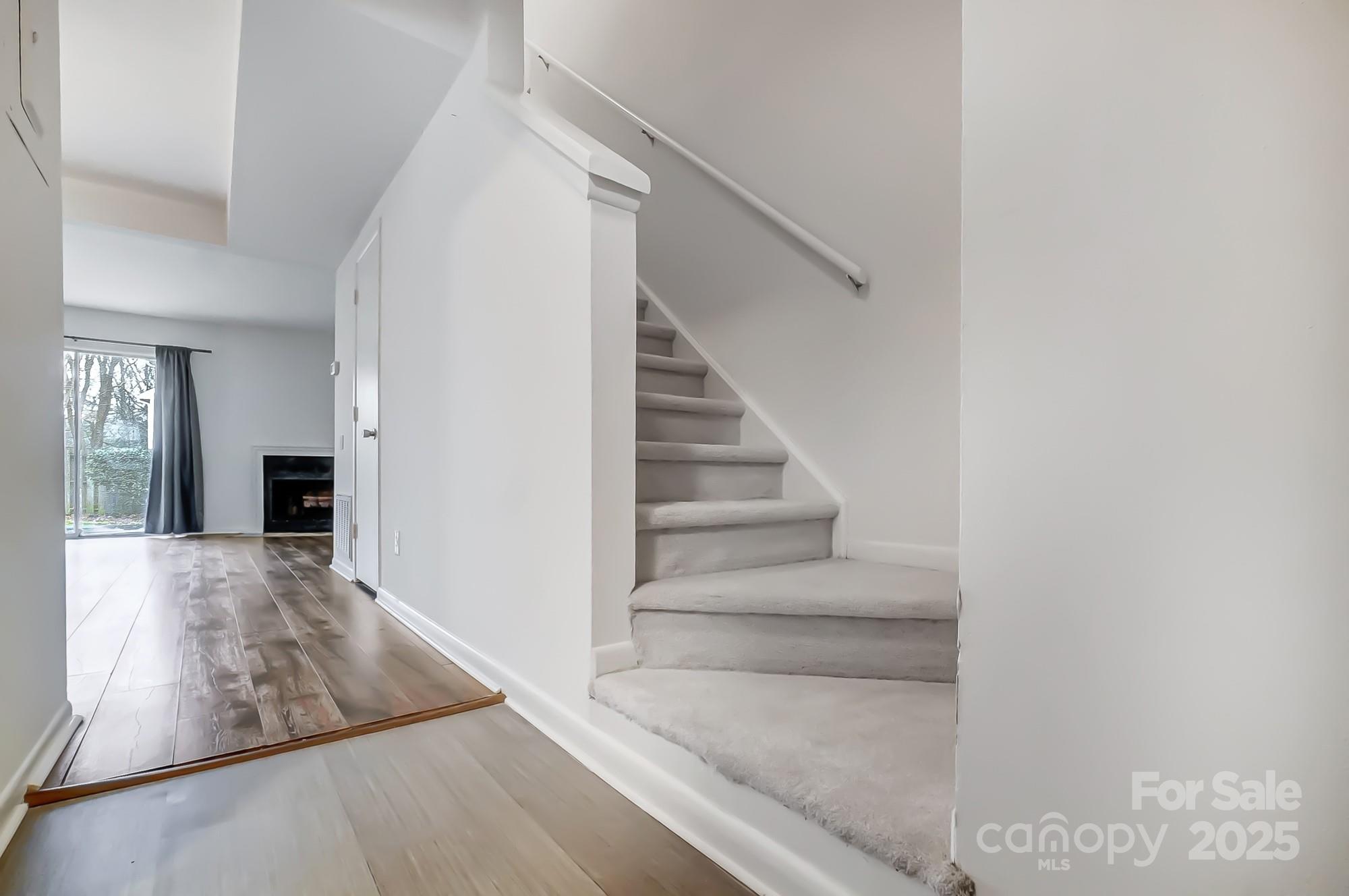 6102 Heath Ridge UNIT G Charlotte Sold Property