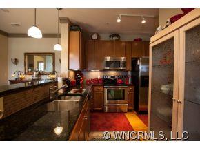 5 Farliegh St UNIT 302, Asheville NC 28803 Sold Property