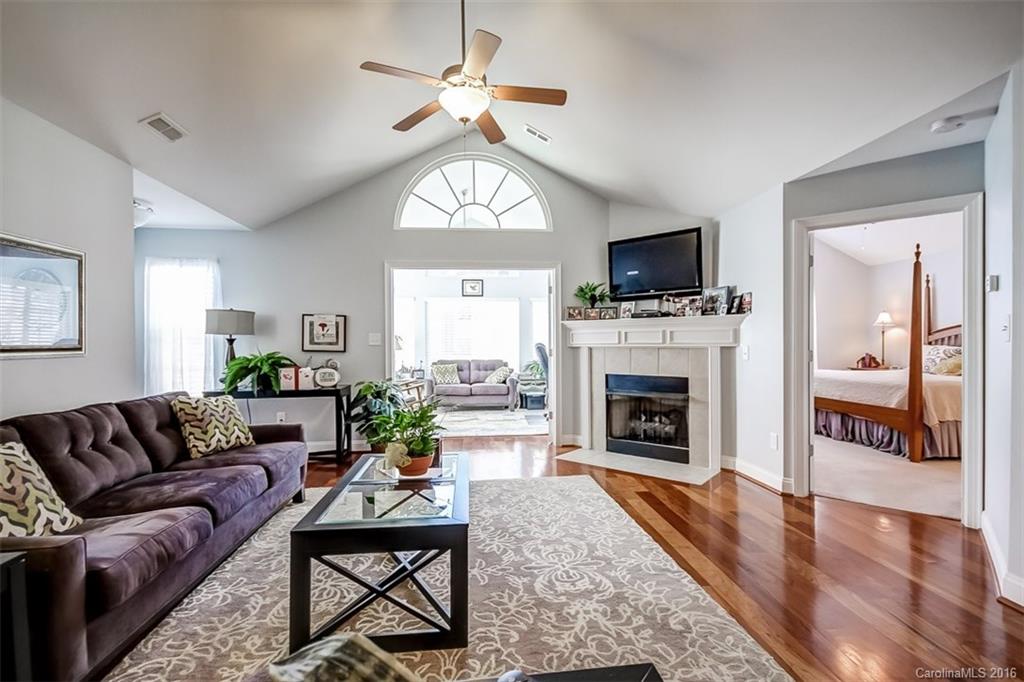 5433 Prosperity View UNIT 5433, Charlotte NC 28269 Sold Property