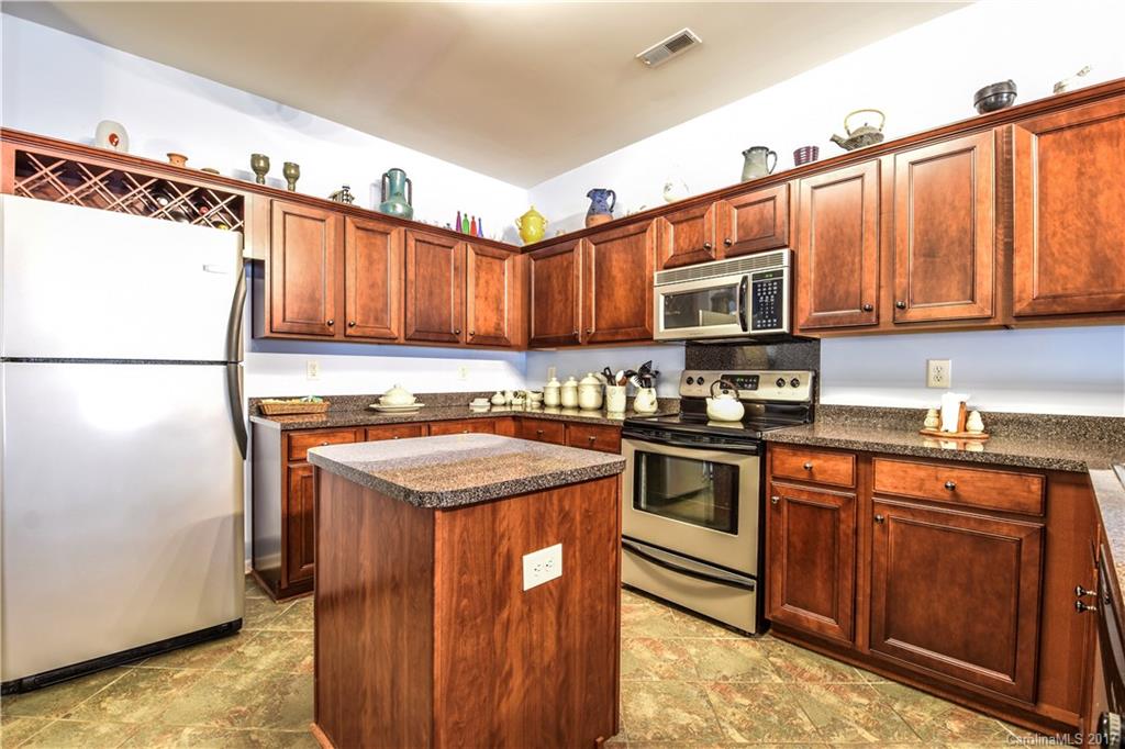 195 Flanders, Mooresville NC 28117 Sold Property