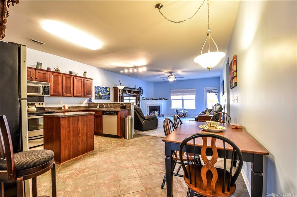 195 Flanders, Mooresville NC 28117 Sold Property