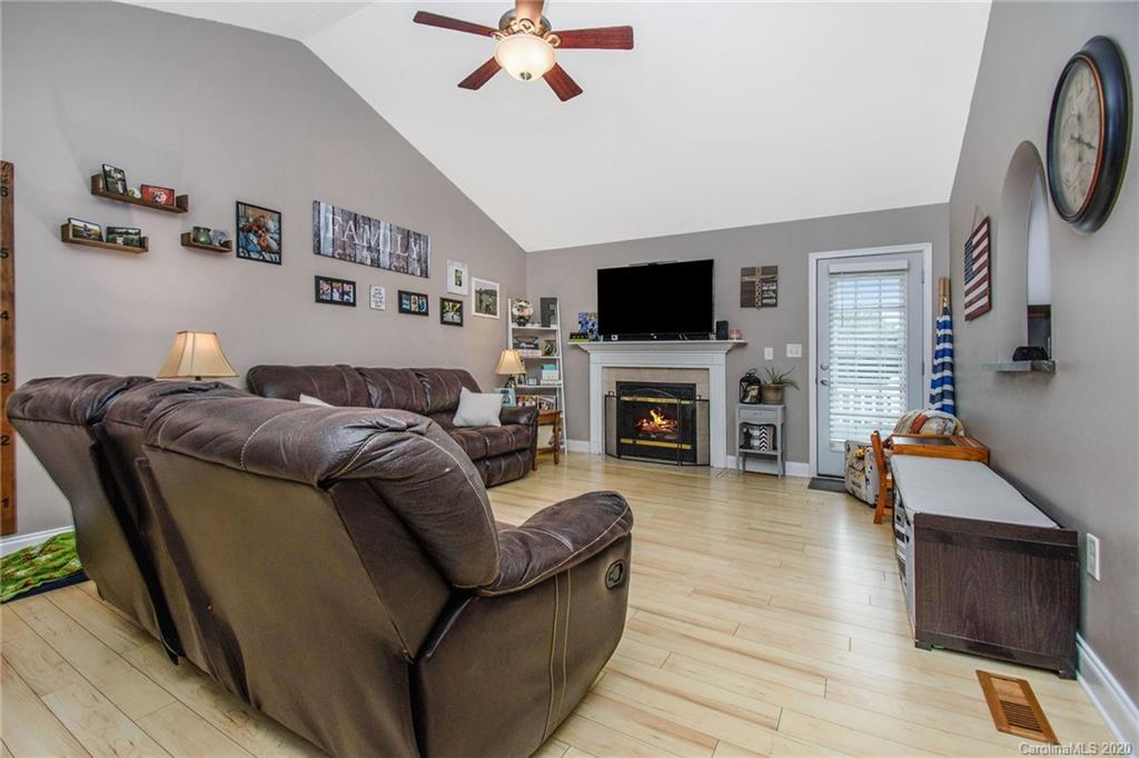 111 Morningstar, Statesville NC 28677 Sold Property
