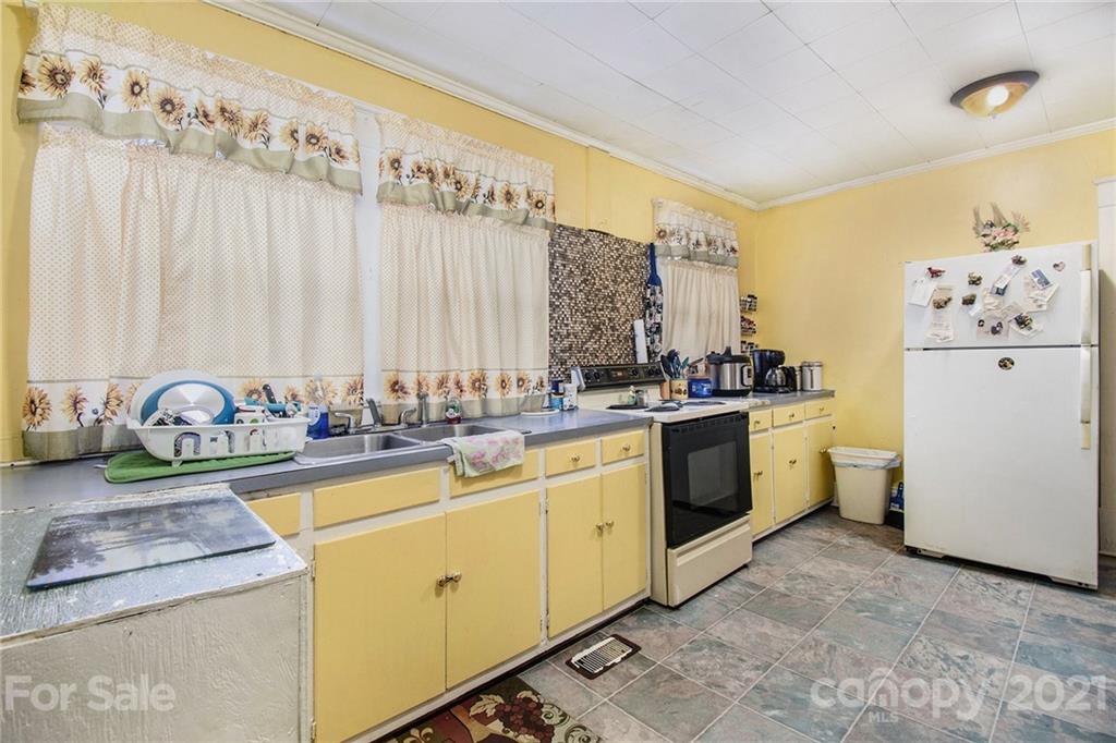 301 Iredell, Spencer NC 28159 Sold Property