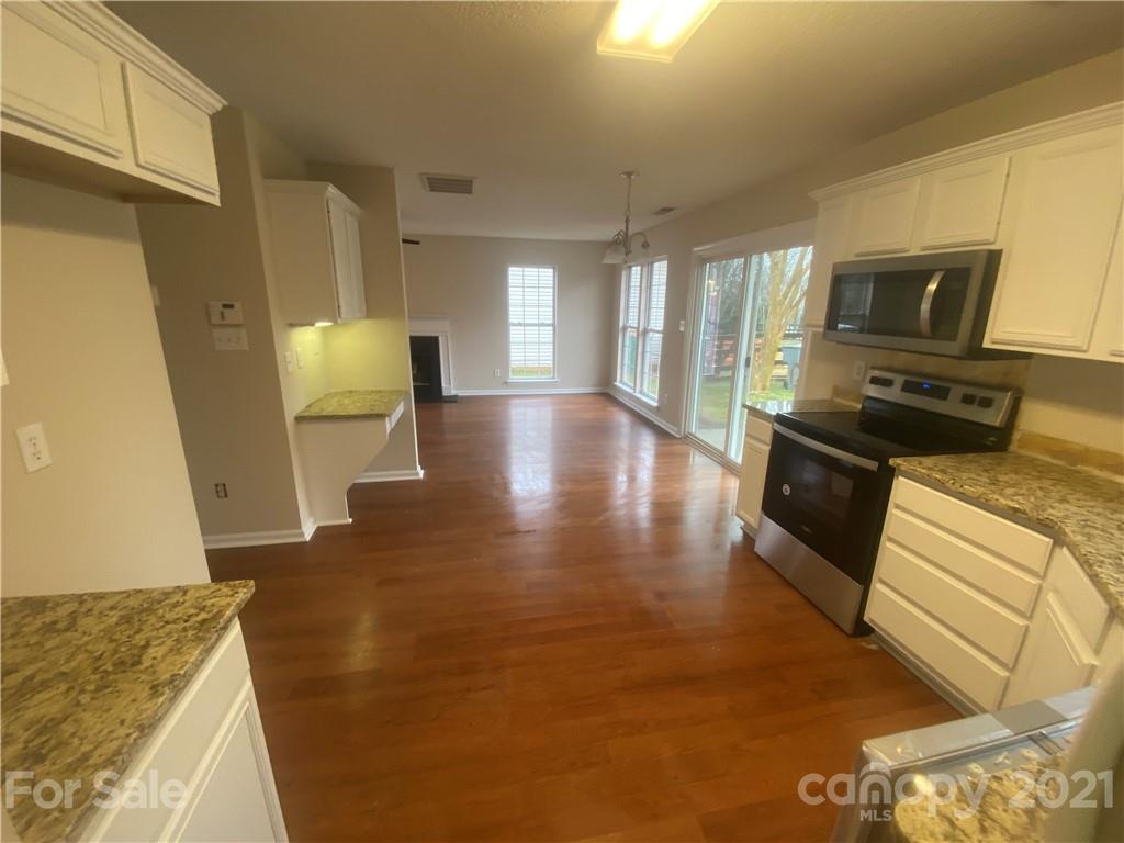 4621 Avalon Forest, Charlotte NC 28269 Sold Property