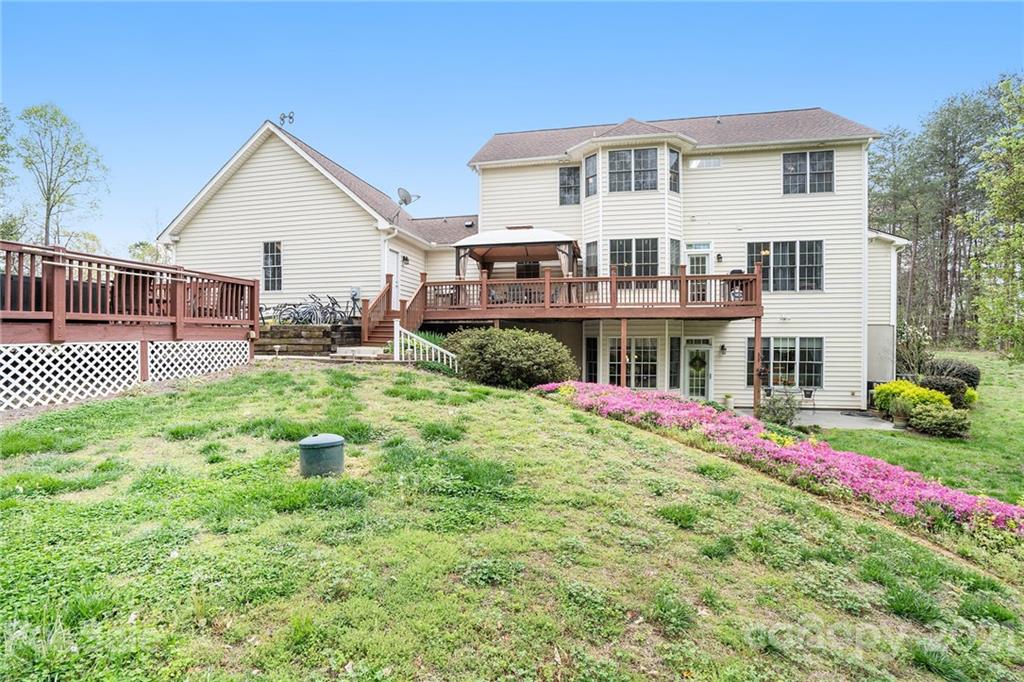 207 Sparta, Mooresville NC 28117 Sold Property