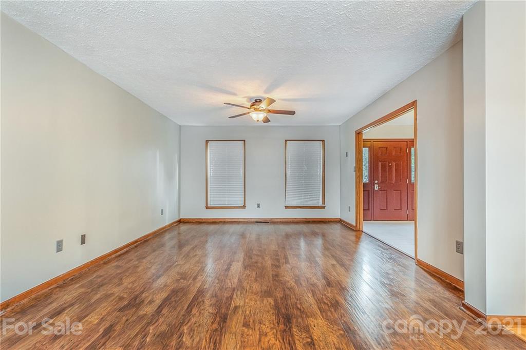 131 Scotland, Mooresville NC 28115 Sold Property