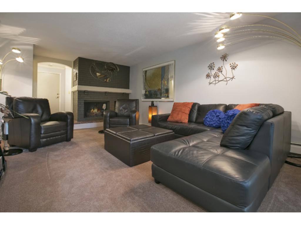 6075 Lincoln UNIT 211, Edina MN 55436 Sold Property
