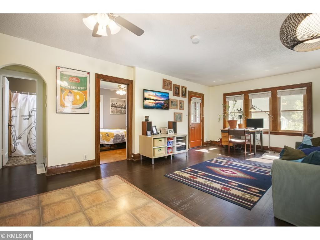 1083 Livingston, West Saint Paul MN 55118 Sold Property