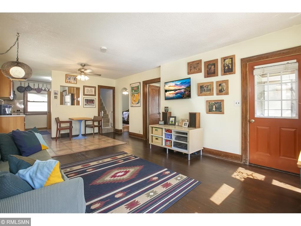 1083 Livingston, West Saint Paul MN 55118 Sold Property