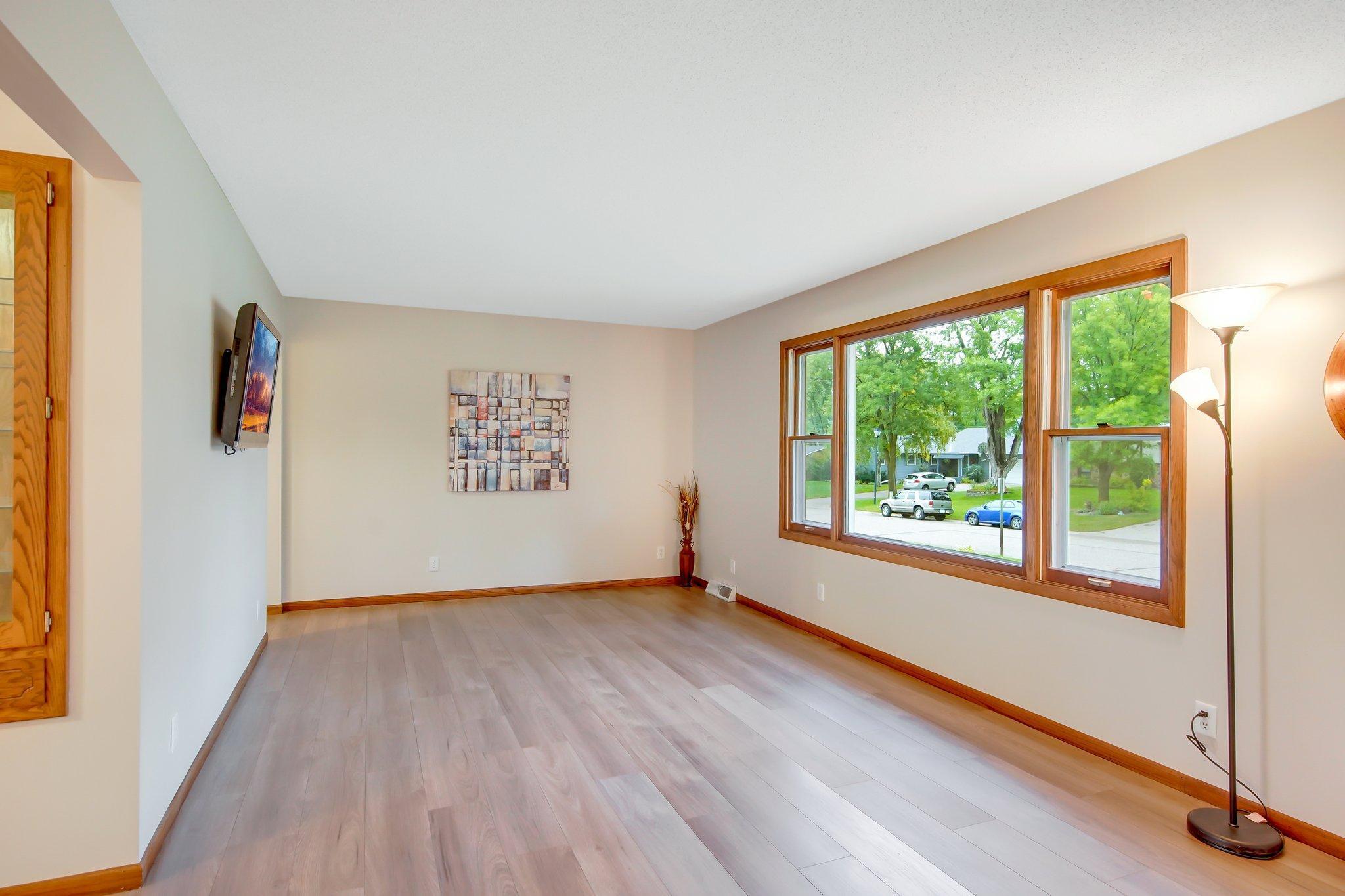 513 Maple Dell, Cambridge MN 55008 Sold Property